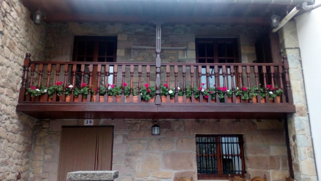Hostal La Casa de Consuelo 3 Viérnoles Exterior foto